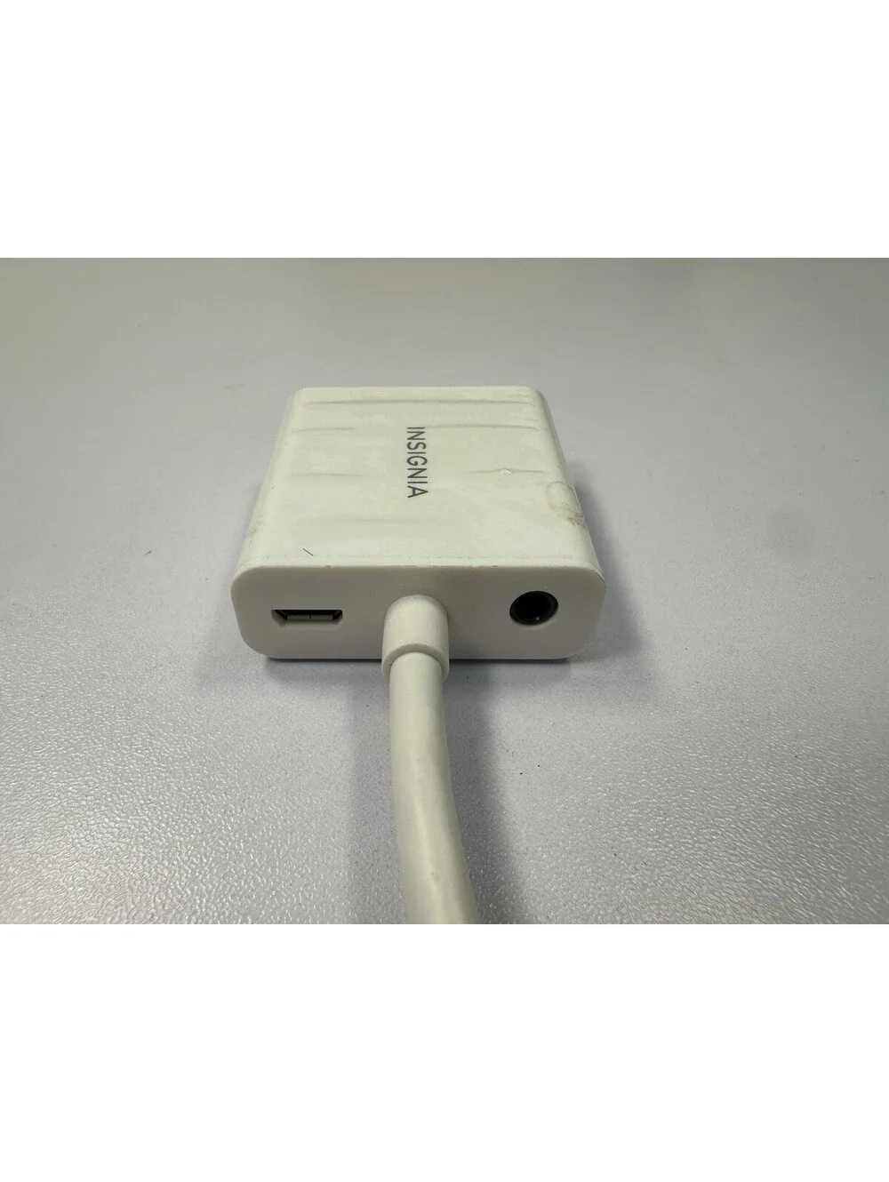 Insignia NS-PCAHV HDMI to VGA Adapter Converter w/ 3.5mm Audio Output